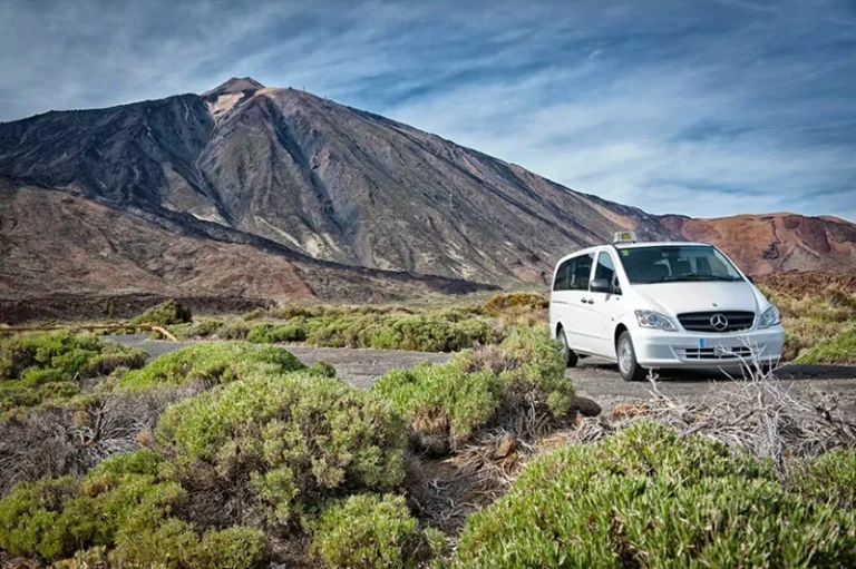 discover the best places in Tenerife by taxi